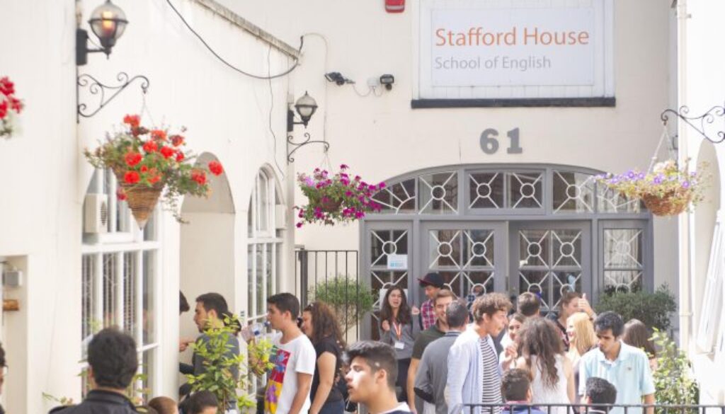 A.SMY_StaffordH L5724