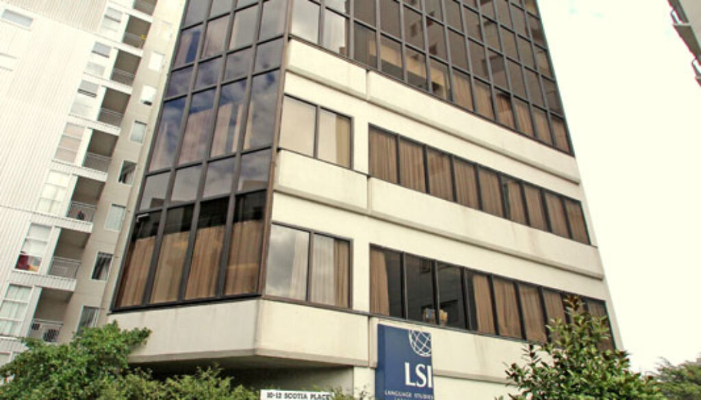 Auckland_SchoolBuilding
