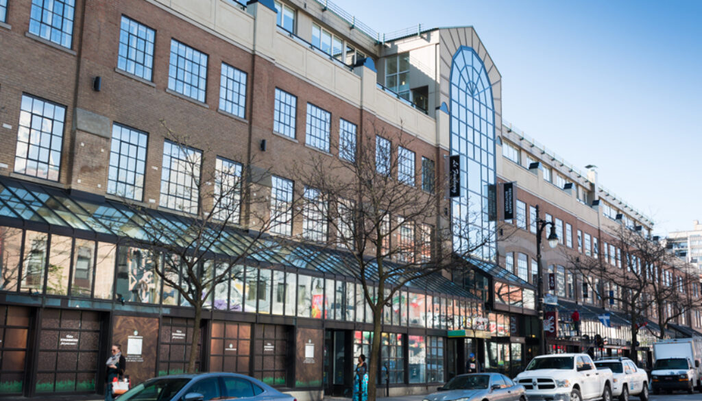Learn English abroad in Montreal - ESL Montreal English Schools